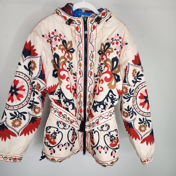 NWT Farm Rio Reversible Cashew Mandala Puffer Jacket Small - Picture 6 of 16